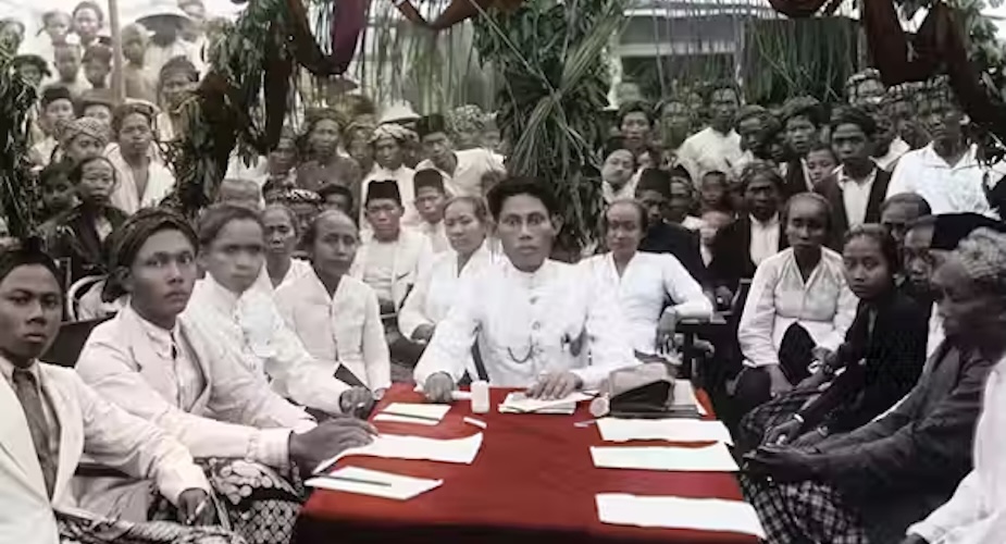 Review: Indonesia’s Red Enlightenment
